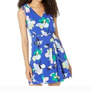 Vince Camuto Floral V-neck Pebble Crepe Dress Sz 8